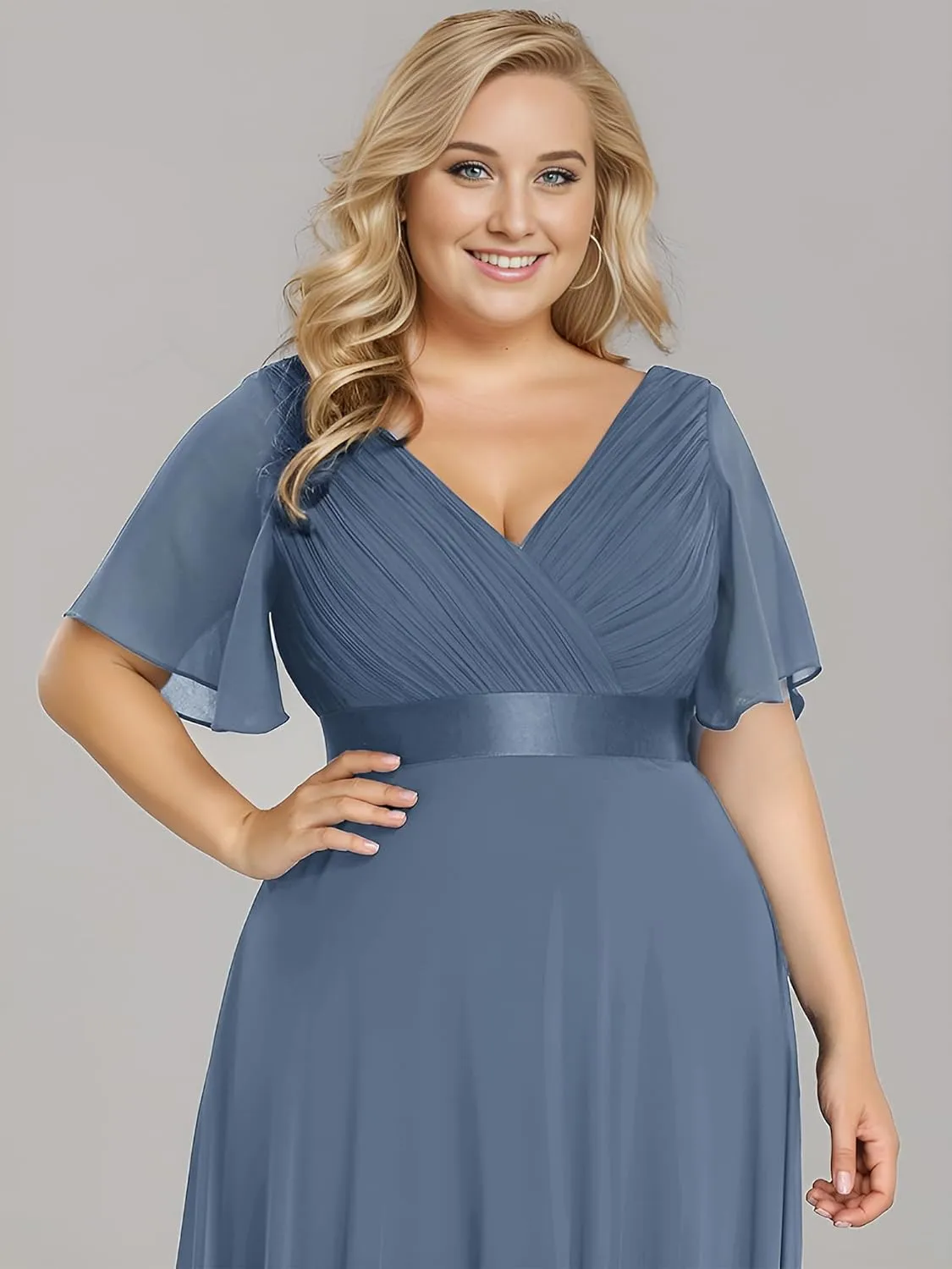Ever-Pretty Plus Women's V Neck Mother of The Bride Dress Chiffon A Line Maxi Plus Size Evening Dress with Sleeves 09890-DAPH