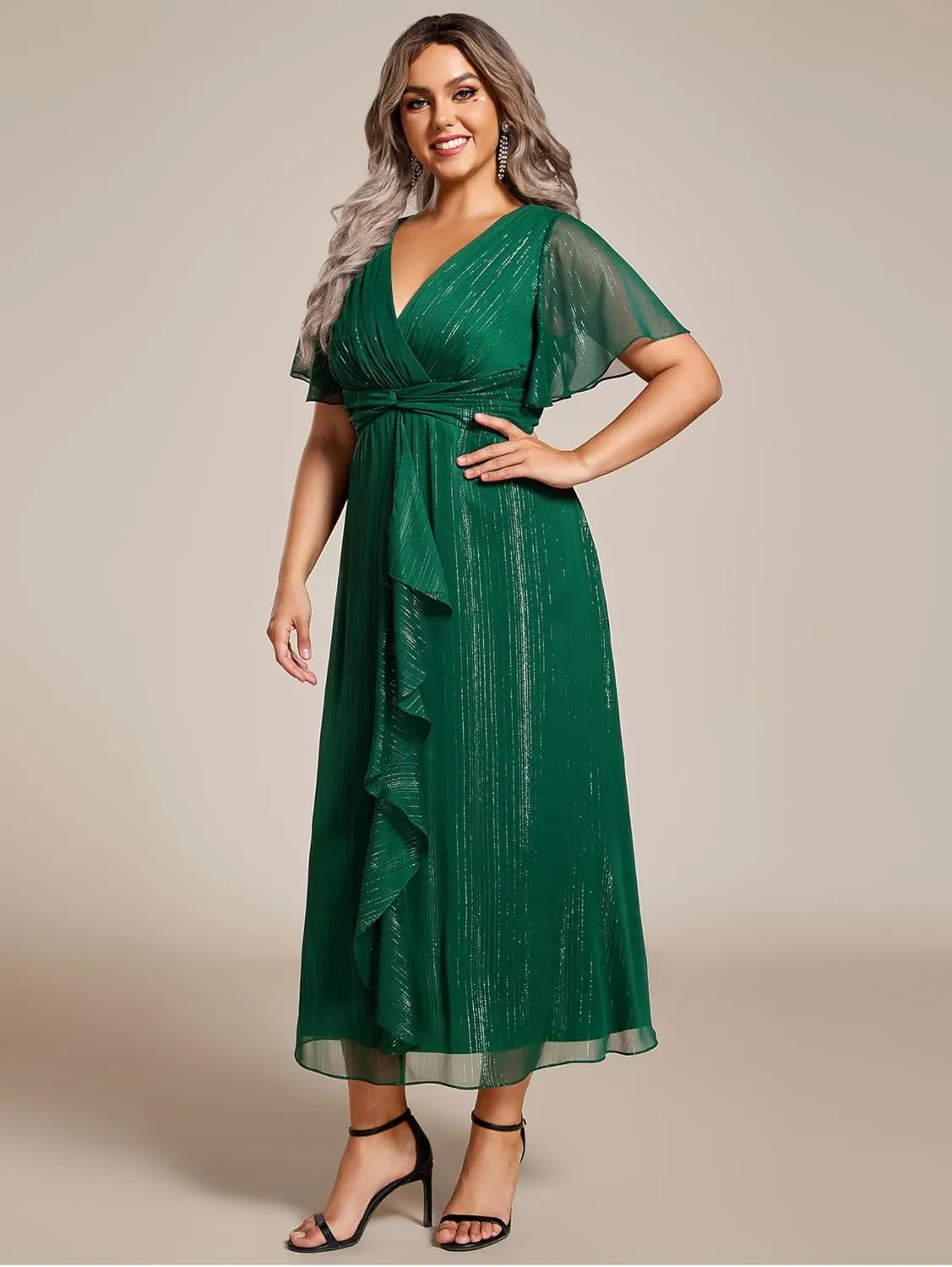 Ever-Pretty Plus Women's V Neck Pleated Plus Size Short Sleeves A Line Midi Semi Formal Dresses 02131-DA