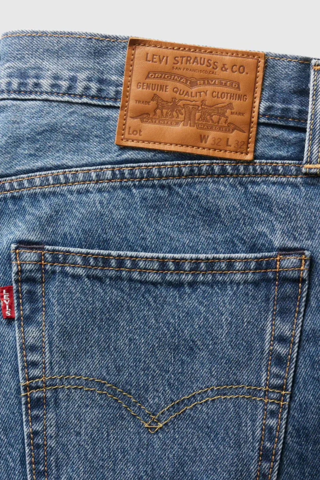 LEVI'S 578 BAGGY DENIM JEANS  - THE BAGGY FAMILY BLUE