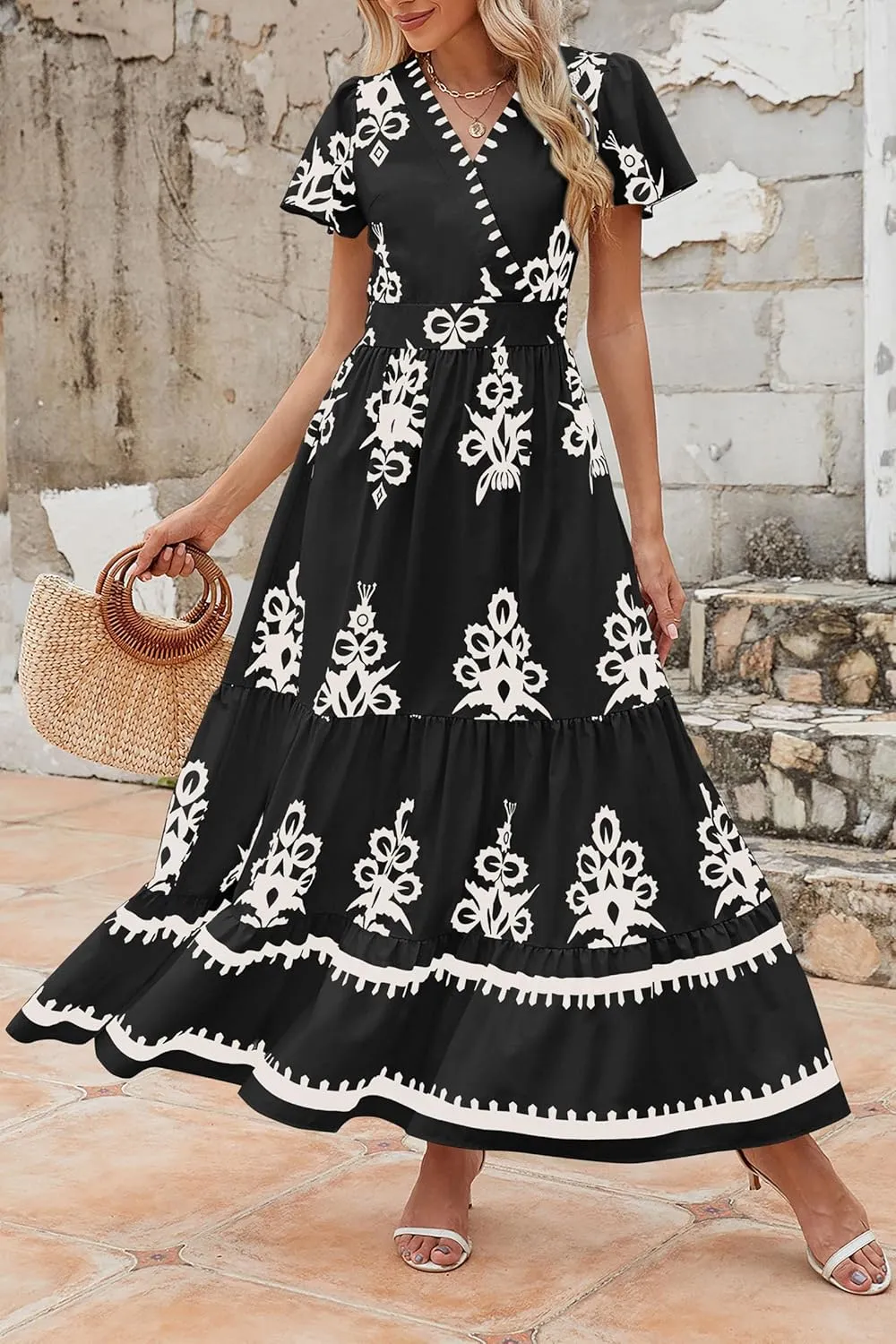 PRETTYGARDEN Womens 2025 Summer Casual V Neck Boho Maxi Dress Flowy Aline Bell Sleeve Tiered Floral Dresses with Pocket