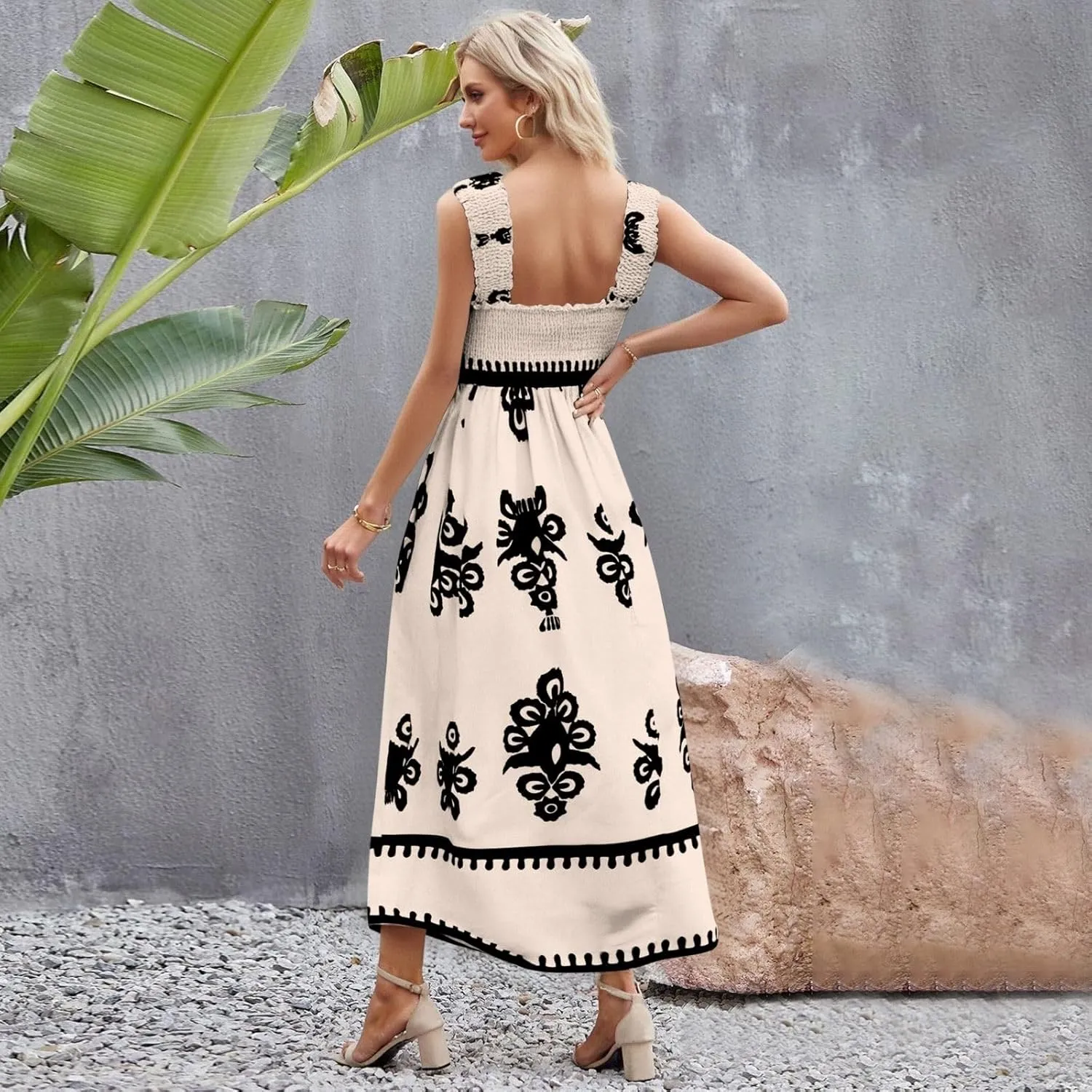 Summer Dresses for Women 2025 Sleeveless Square Neck Smocked Maxi Dress Flowy A Line Floral Midi Dress Boho Sundress