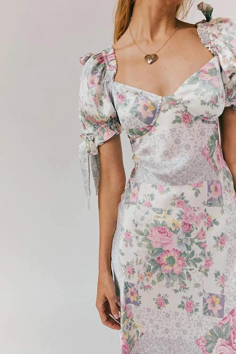 Women Y2k Boho Maxi Dress Floral Puff Short Sleeve Flowy Long Dresses Summer Backless Beach Vacation Sundress