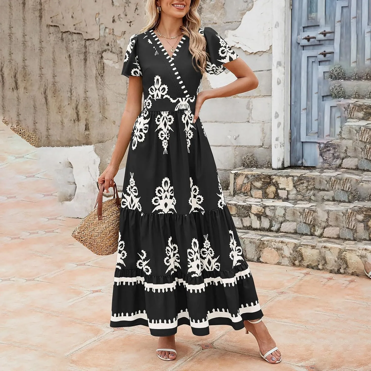 Womens Boho Floral Summer Maxi Dress Casual Aline V Neck Bell Sleeve Tiered Flowy Dresses for Women 2025