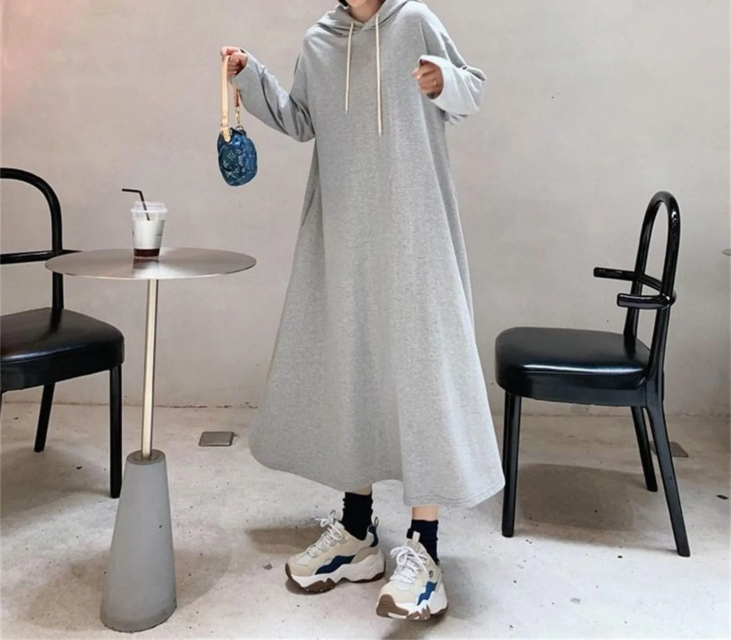 Womens Long Sleeve Swing Hoodie Dresses Casual Maxi Drawstring Sweatshirt Dress Oversized Modest Dress for Women with Pockets