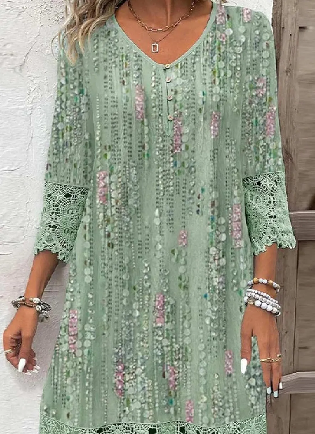Womens Summer Casual Mini Dresses Lightweight 3/4 Sleeve V Neck Dresses Loose Waist Boho Print Lace Beach Dress
